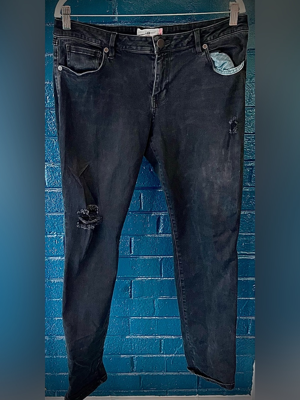 Black Distressed Women's Jeans